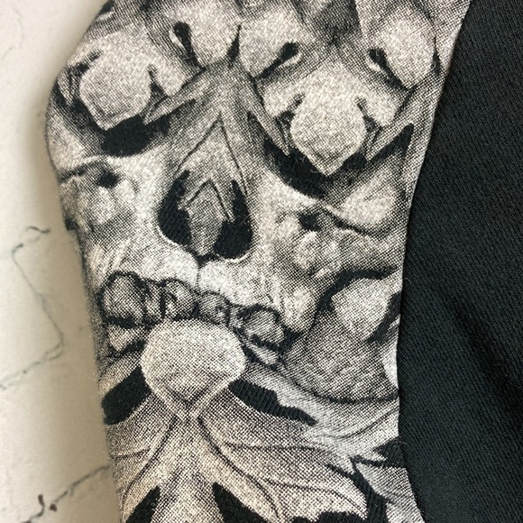 KSUBI NWT Cult Crest Skull Raglan Sleeve Sweatshirt XS Dark Princess Goth Witchy - Picture 11 of 14